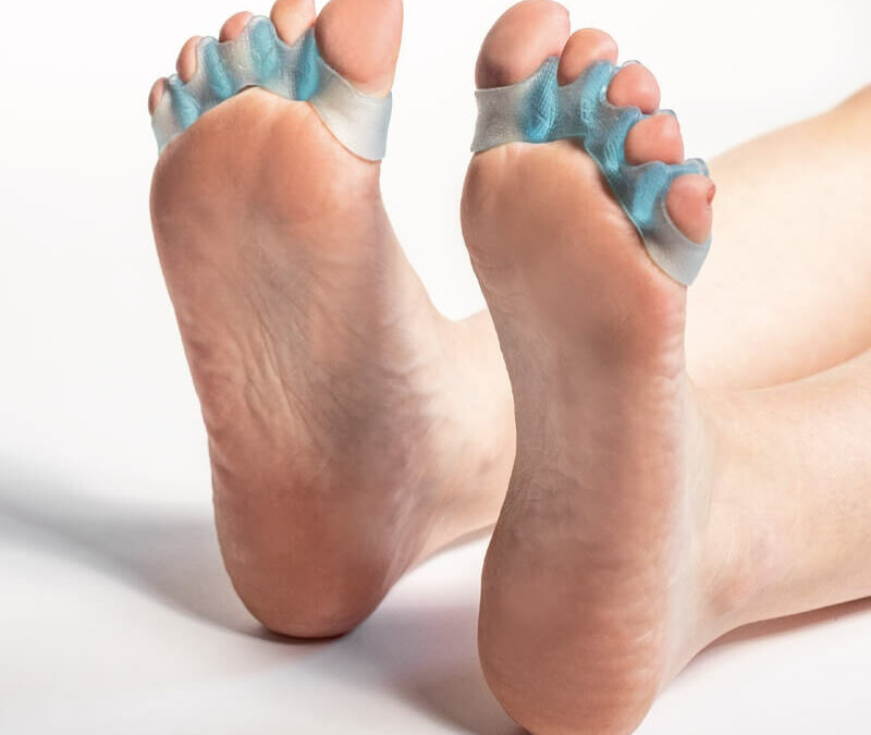 足底筋膜炎 と 足指セパレーター